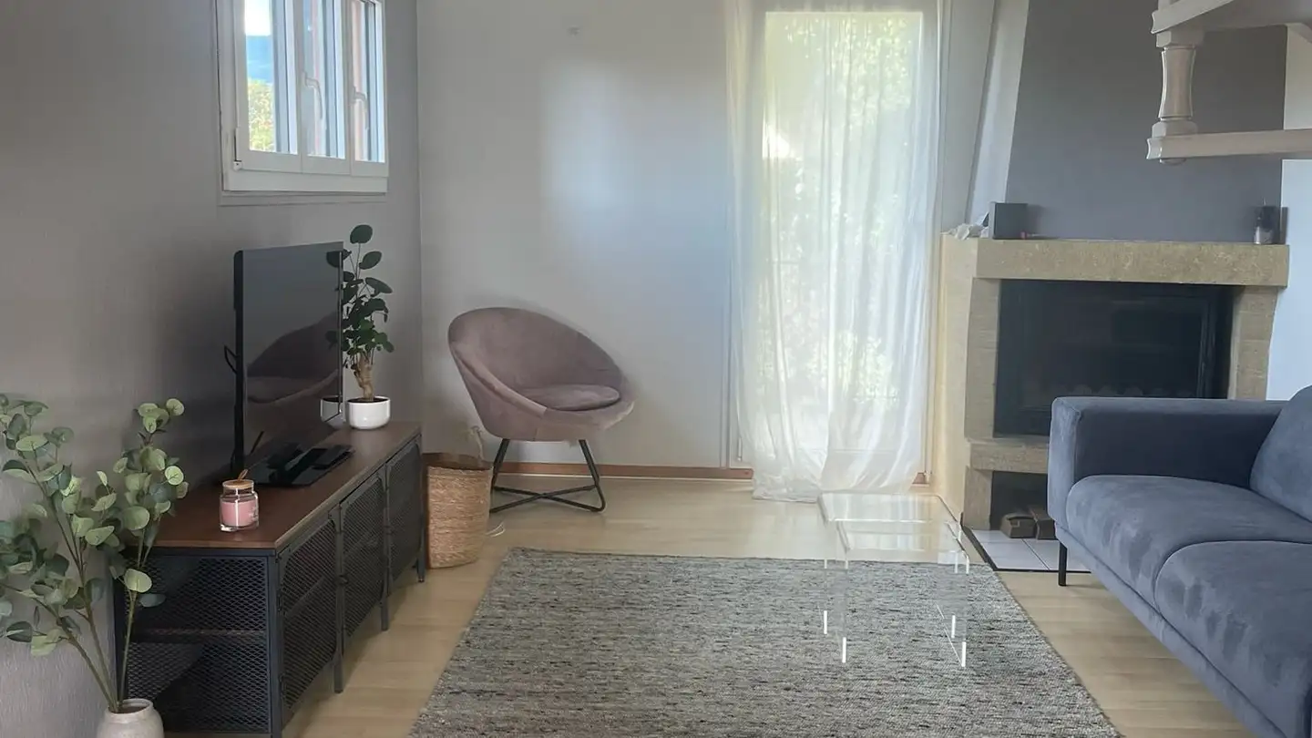 Apartment for rent - 1266 Duillier