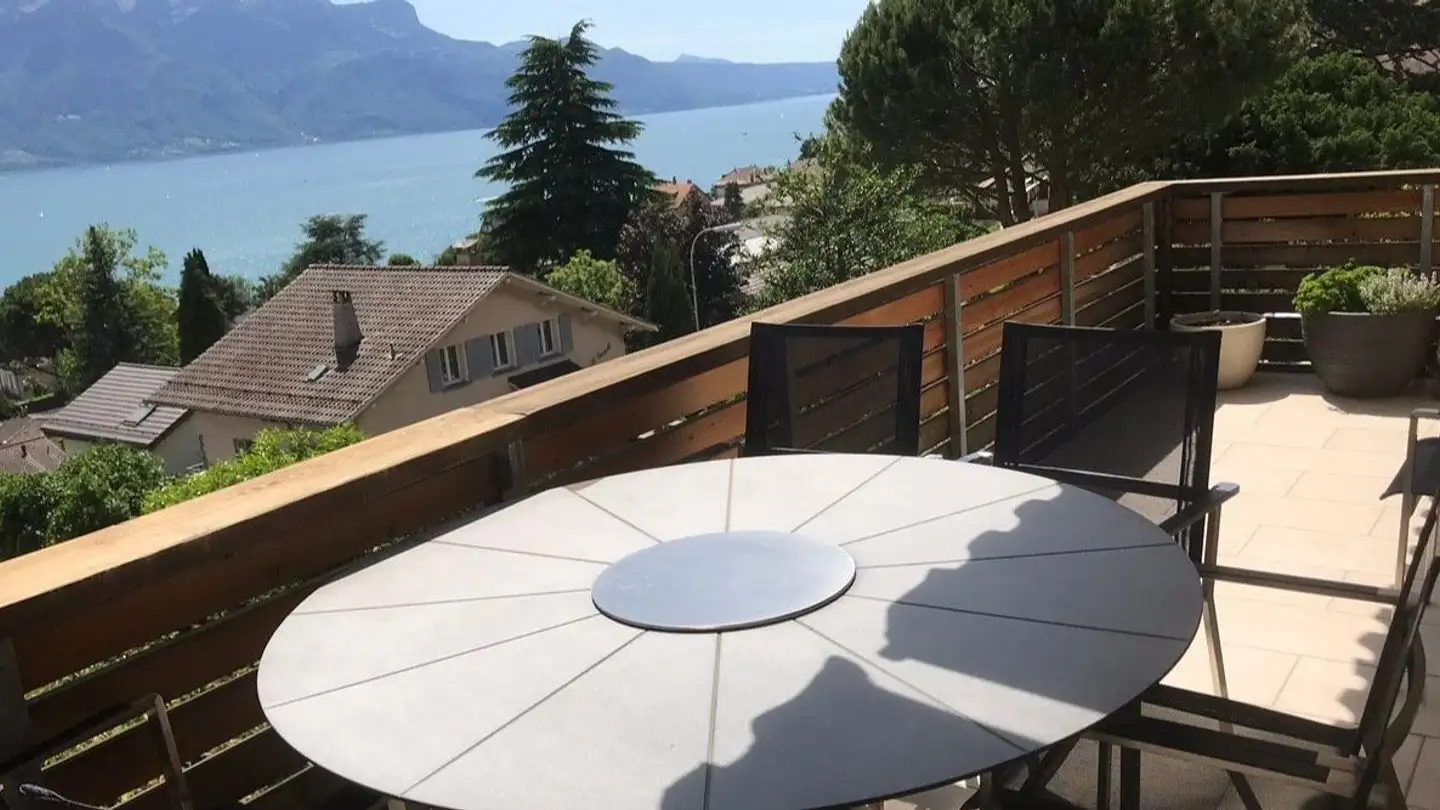 Appartement à louer - Rue Du Village 35, 1802 Corseaux