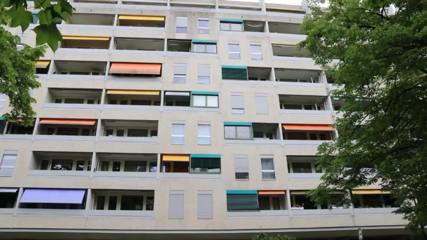 Place de parking couverte à louer - Chemin de la Gradelle 34, 1224 Chêne-Bougeries