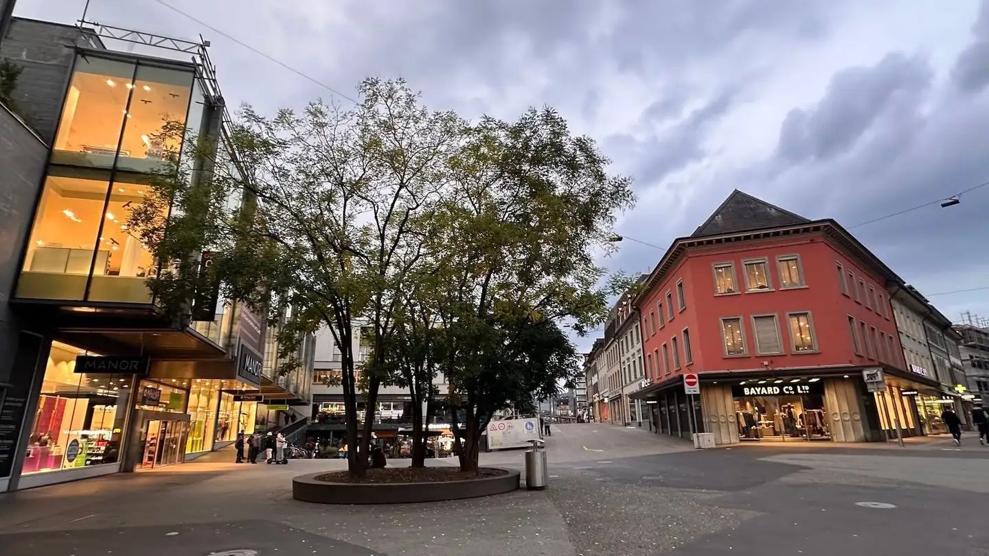 Shop for rent - Bahnhofstrasse 4, 5400 Baden