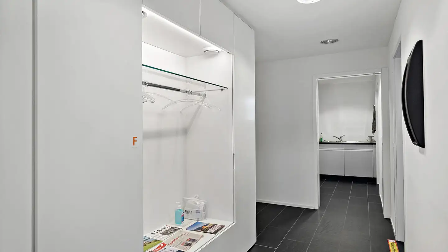 Gewerbe mieten - Robert-Durrer-Strasse 2, 6370 Stans - Foto 3