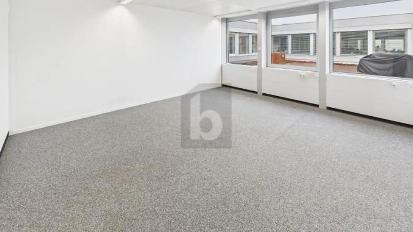 Bureau à louer - 4900 Langenthal - Photo 2
