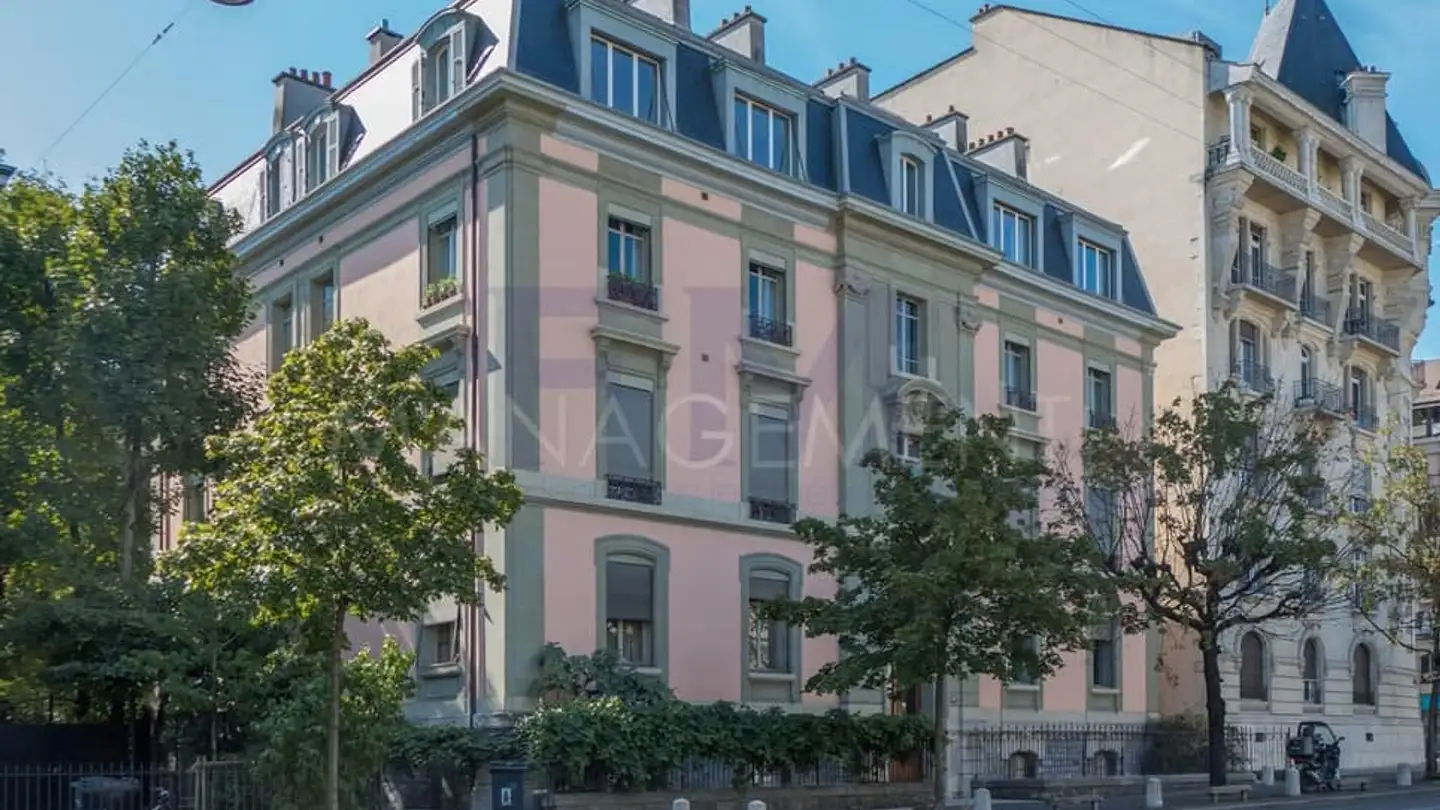 Commercial à louer - Boulevard Des Tranchées, 1206 Genève