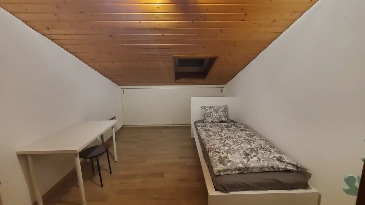 Single room for rent - 1044 Fey