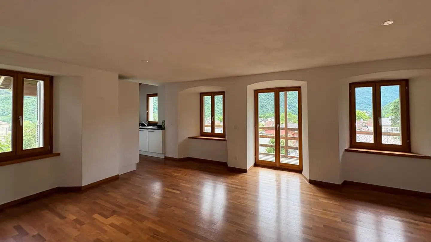 Appartamento in affitto - Via Ranzo Di Sopra 10, 6537 Grono - Photo 2