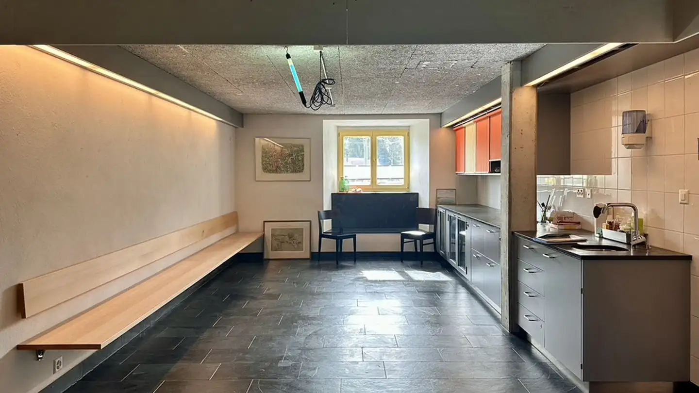 Commercial for sale - Huebstrasse 27, 8636 Wald ZH