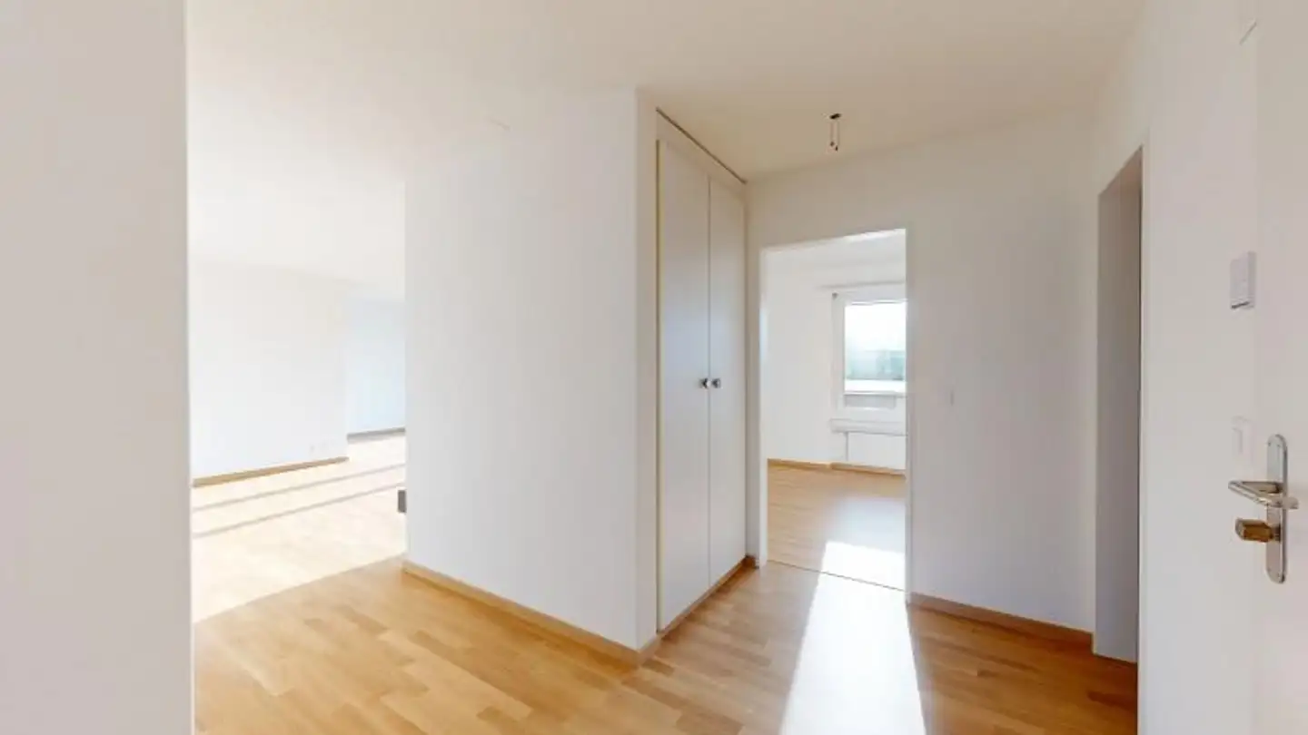 Wohnung mieten - Sonnenhalde 1, 8603 Schwerzenbach - Foto 2