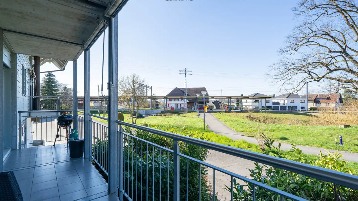 Wohnung kaufen - Bahnhofstrasse, 3236 Gampelen - Foto 3