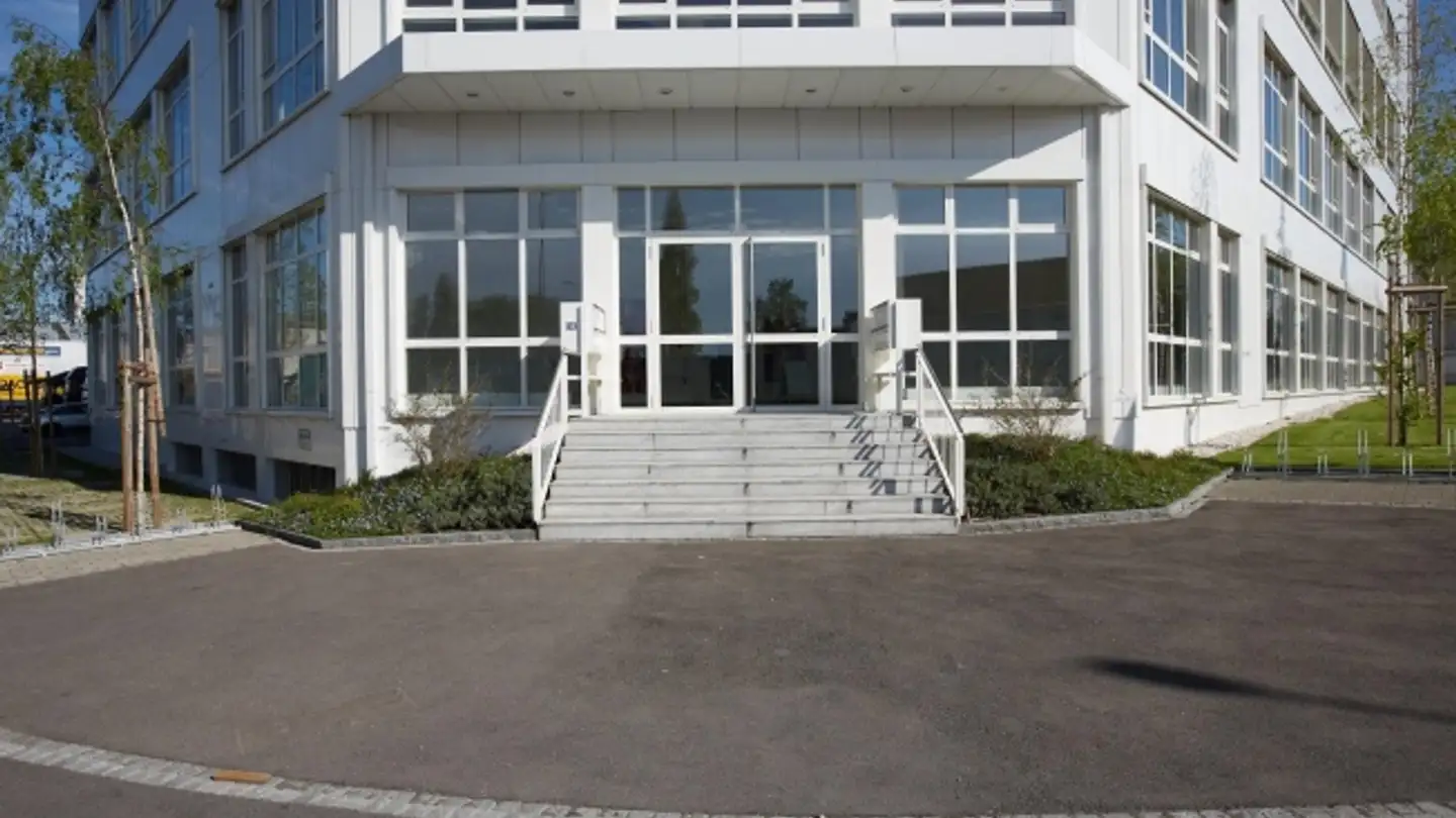 Bureau à louer - Sternenfeldstrasse 14, 4127 Birsfelden