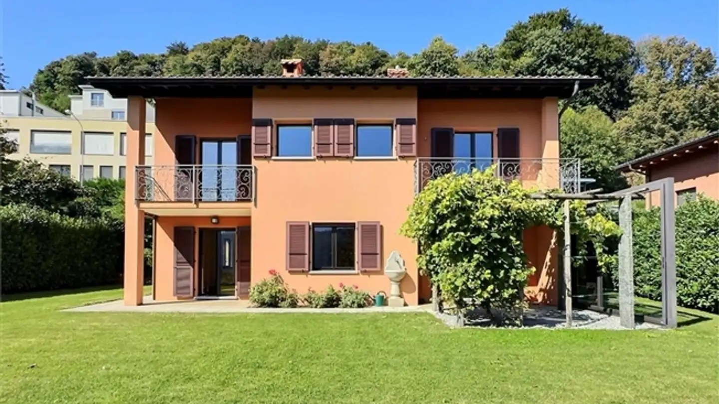 Villa in vendita - 6927 Agra - Photo 2