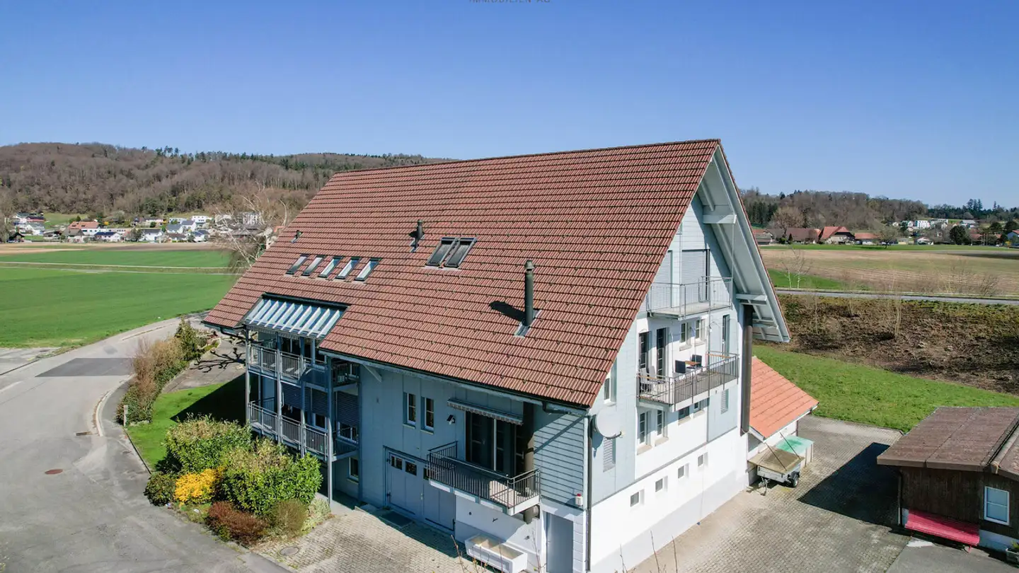 Apartment for sale - Bahnhofstrasse, 3236 Gampelen - Photo 3