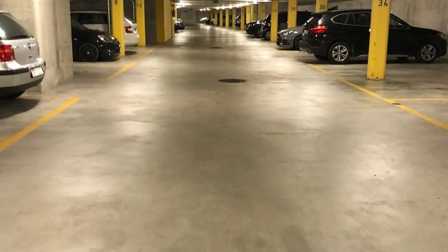 Tiefgaragenstellplatz mieten - Wallisellerstrasse 161, 8152 Opfikon - Foto 3