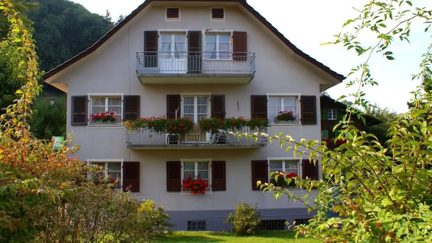 Dachgeschosswohnung mieten - Hubelhohle 2, 3122 Kehrsatz