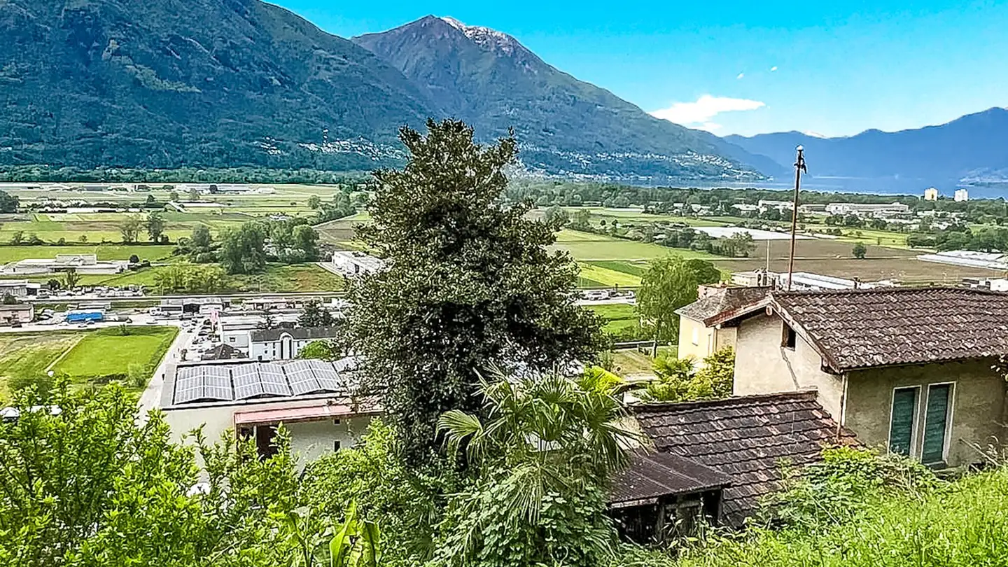 Constructible plot for sale - Montedato, 6595 Riazzino - Photo 4