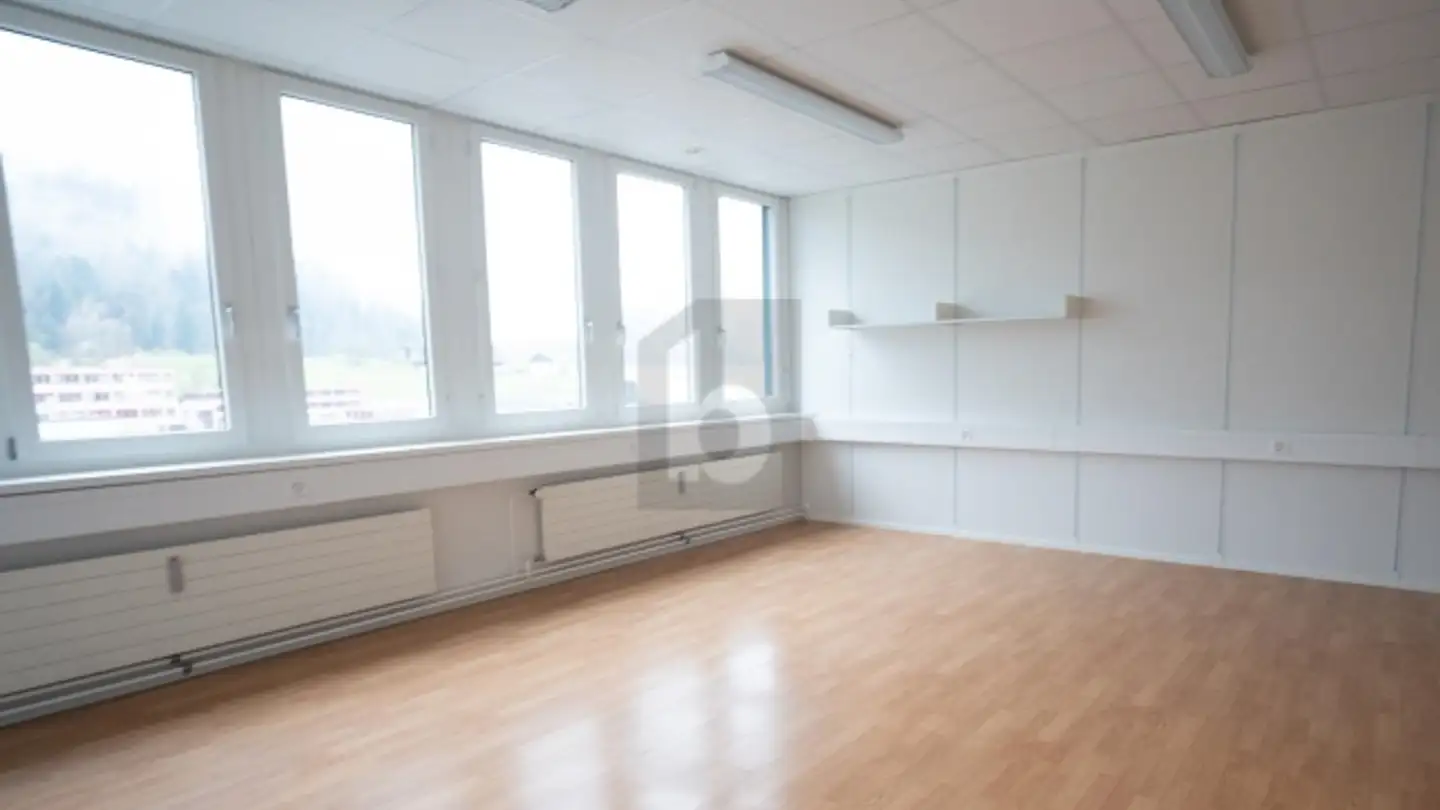 Office space for rent - 6340 Baar