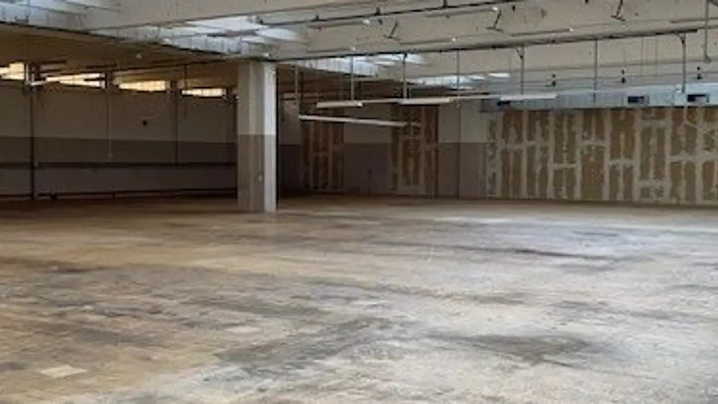 Proprietà industriale in affitto - Lenzburgerstrasse 2, 5702 Niederlenz - Photo 3