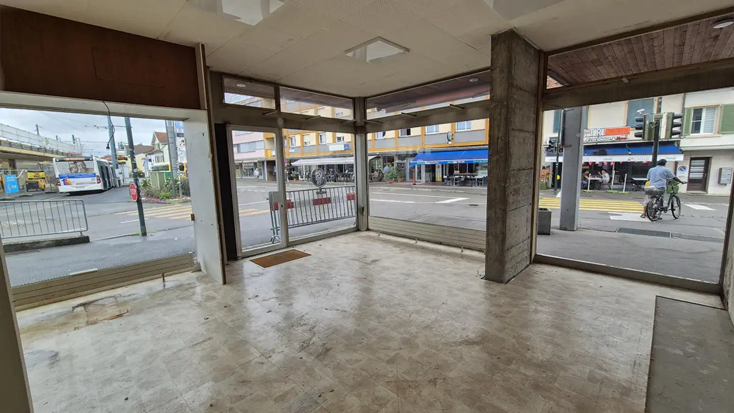 Commercial à louer - Hauptstrasse 91, 4147 Aesch BL