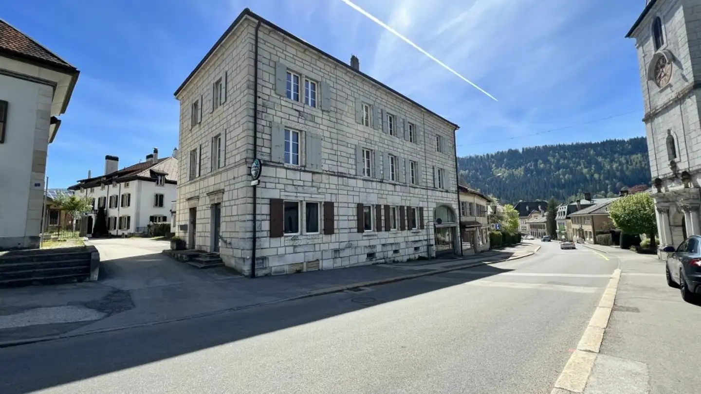 Immeuble résidentiel à vendre - 2108 Couvet