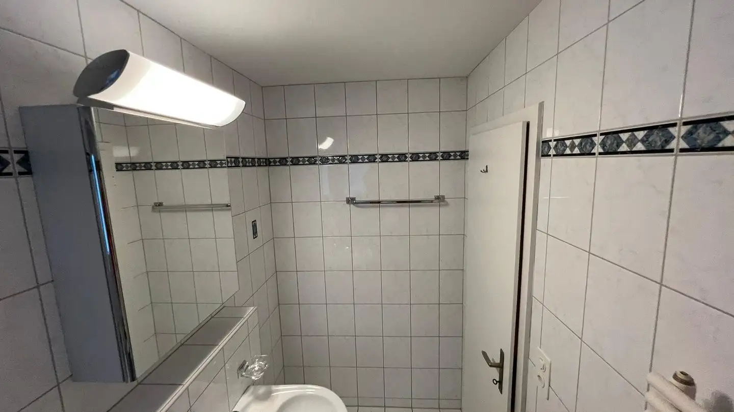 Apartment for rent - St. Martin 14, 7408 Cazis - Photo 3