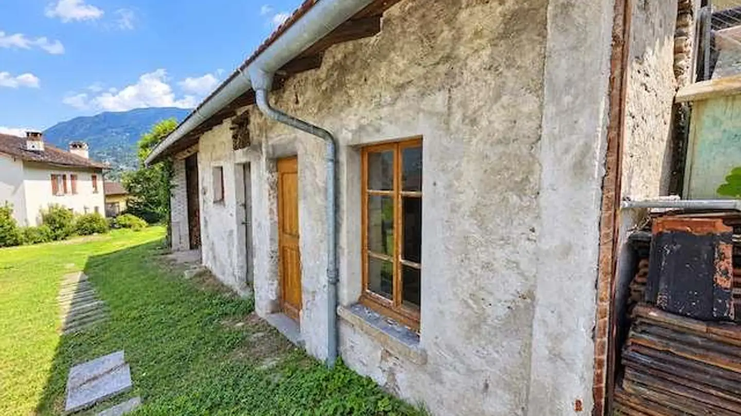 Workshop for sale - In Cumlina 39, 6528 Camorino - Photo 3