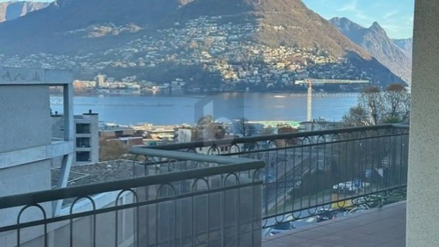 Appartamento in affitto - 6900 Paradiso - Photo 2