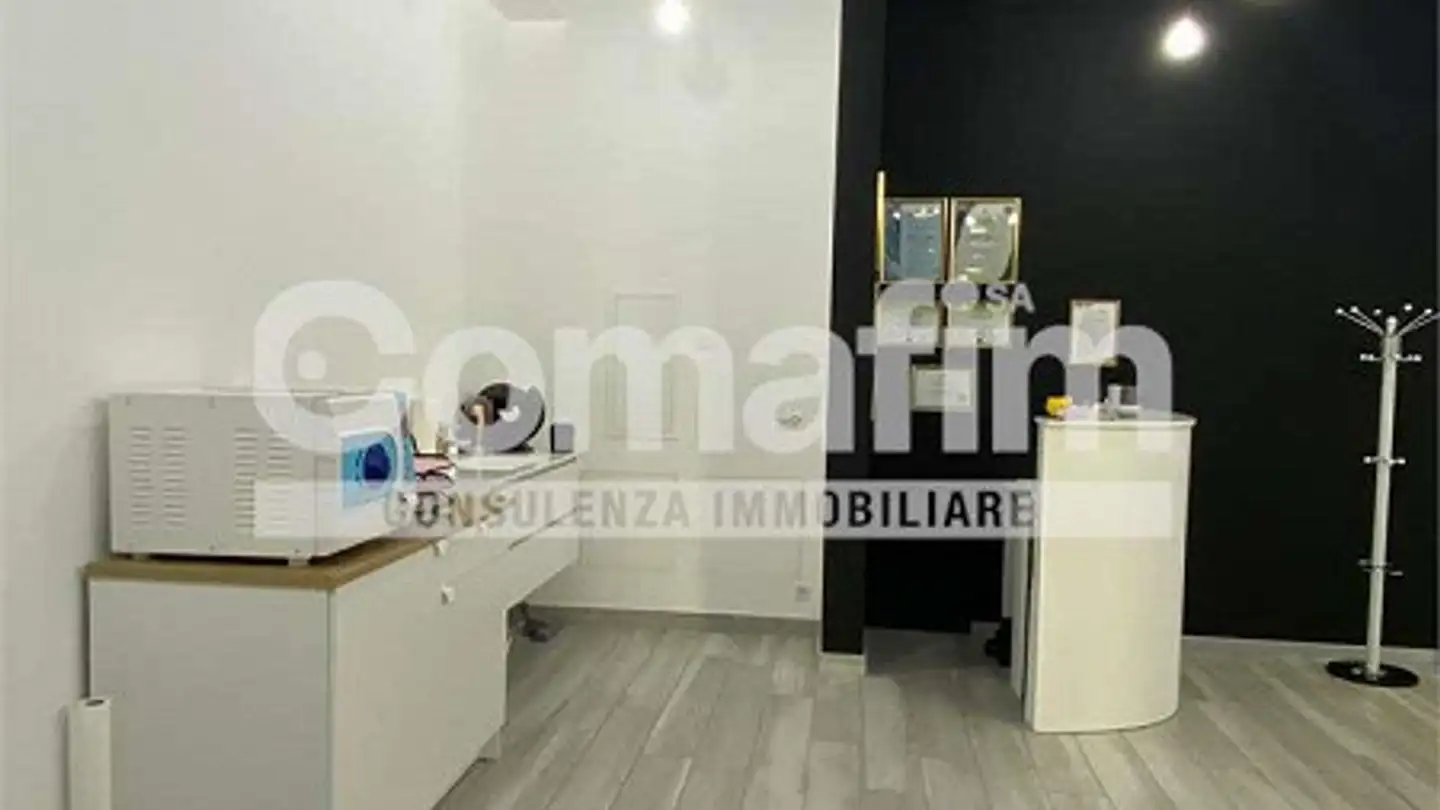 Spazio ufficio in affitto - Via Lucomagno 2, 6713 Malvaglia - Photo 4