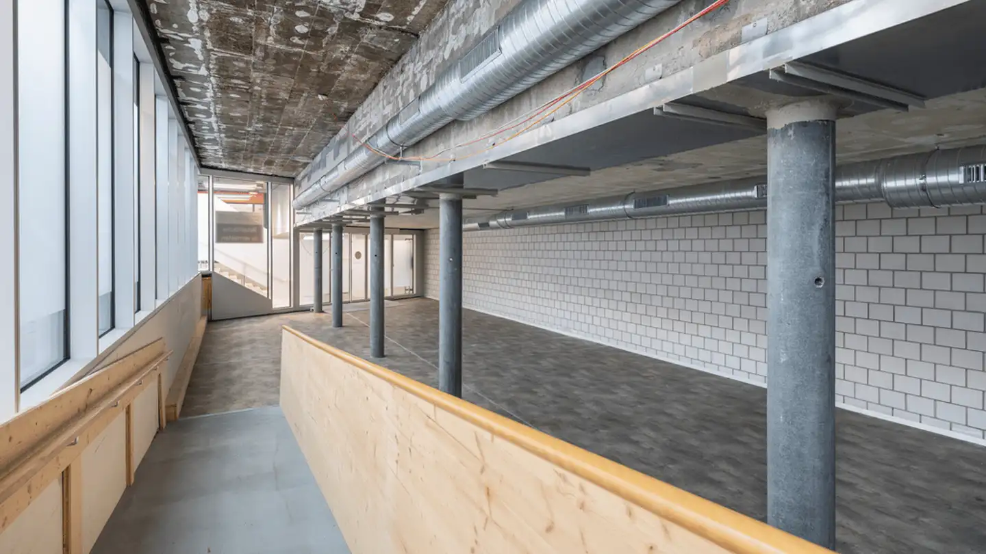 Geschäft mieten - Place De La Gare / Bahnhofplatz 2, 2502 Biel/Bienne - Foto 3