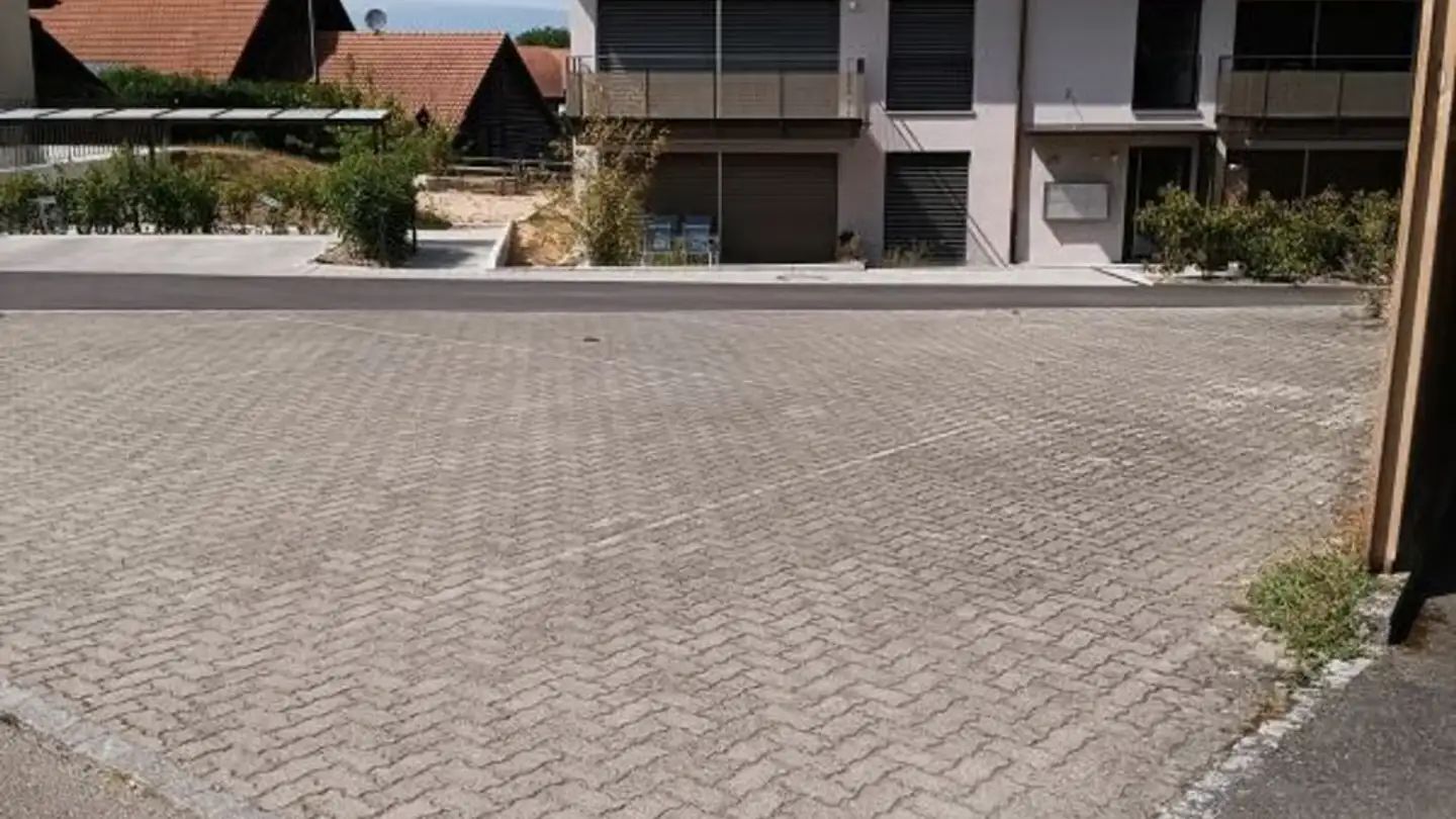 Single garage for rent - Agriswilstrasse 29, 3216 Ried b. Kerzers - Photo 2