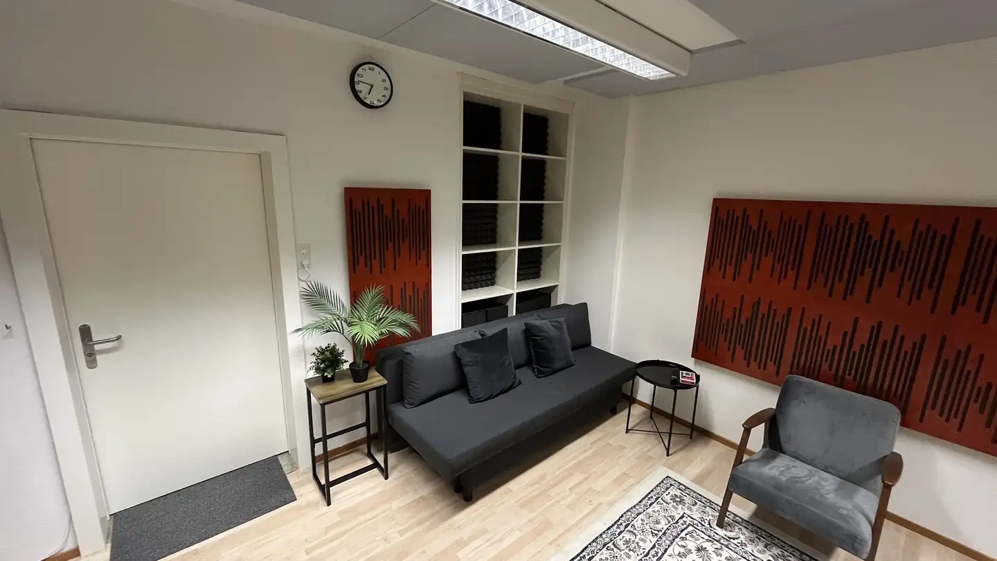 Bureau à louer - Zürichstrasse 23, 8607 Aathal-Seegräben