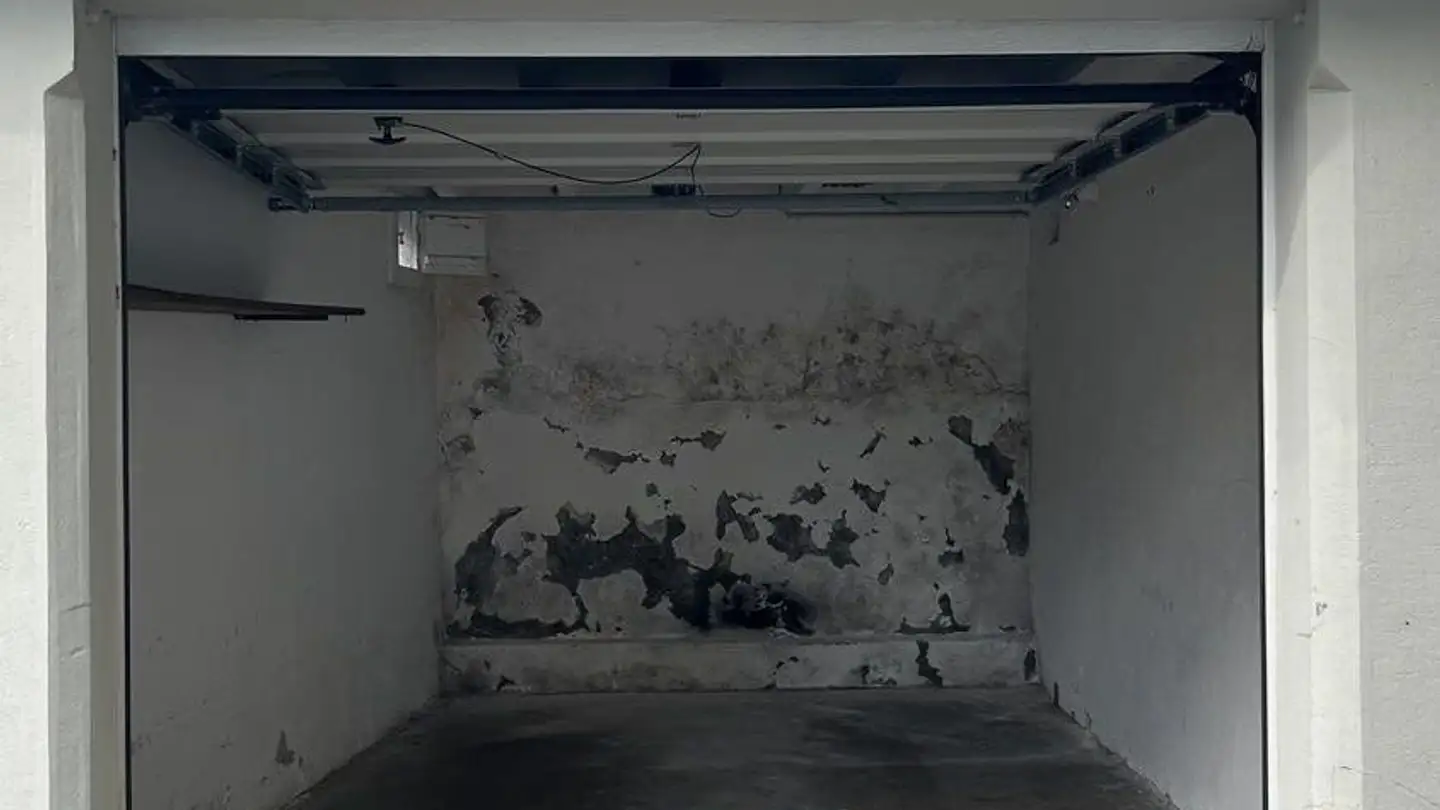 Single garage for rent - Avenue Eglantine 16, 1006 Lausanne