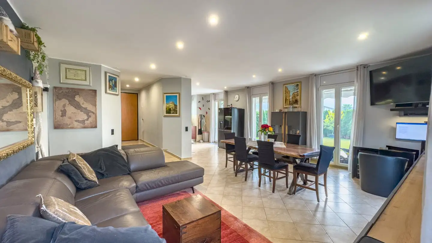 Semi-detached house for sale - 6818 Melano