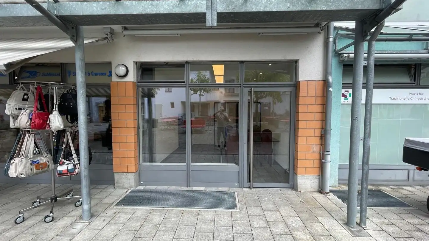 Spazio ufficio in affitto - Turmstrasse 3, 8330 Pfäffikon ZH - Photo 2