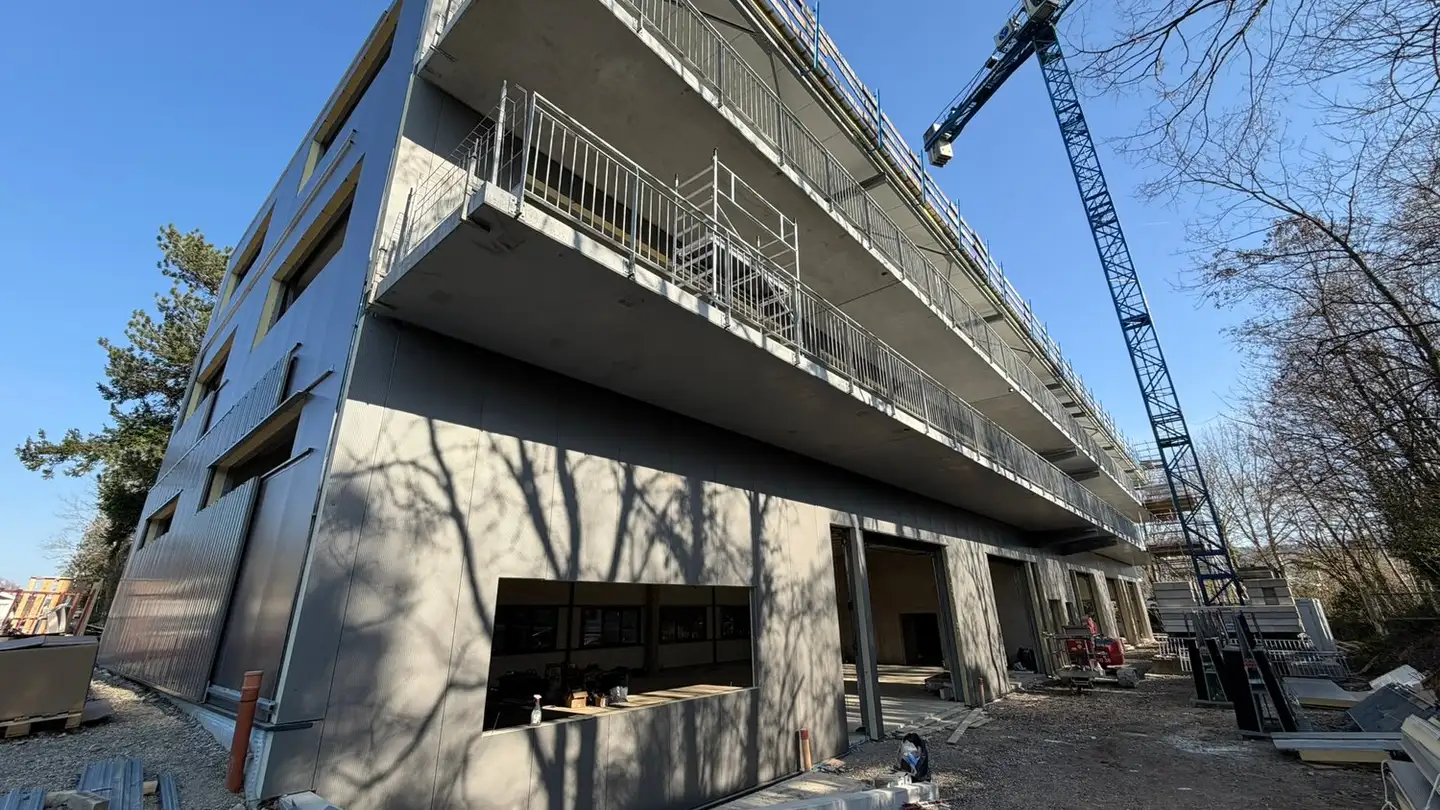 Immeuble industriel à louer - Route De La Neuveville 1b, 2525 Le Landeron