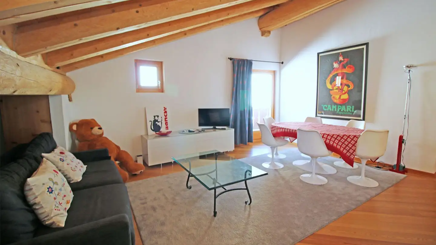 Apartment for rent - Alvra Suot 7, 7522 La Punt-Chamues-ch - Photo 2