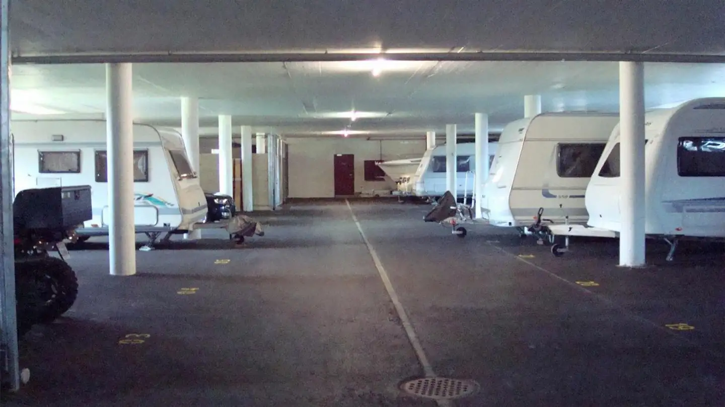 Tiefgaragenstellplatz mieten - Dunantstrasse 12, 8570 Weinfelden - Foto 2