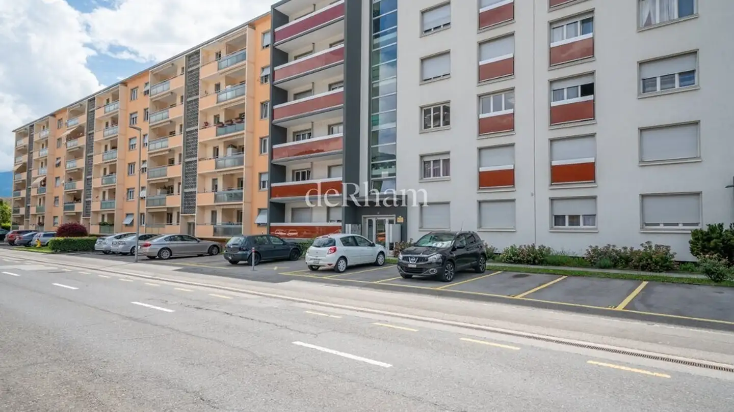 Outdoor parking space for rent - Chemin Des Lieugex 7, 1860 Aigle