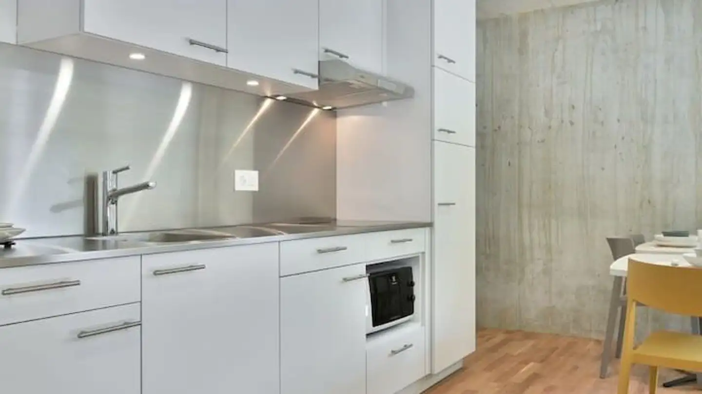 Appartement meublé à louer - Rue Des Usines 37, 2000 Neuchâtel - Photo 4