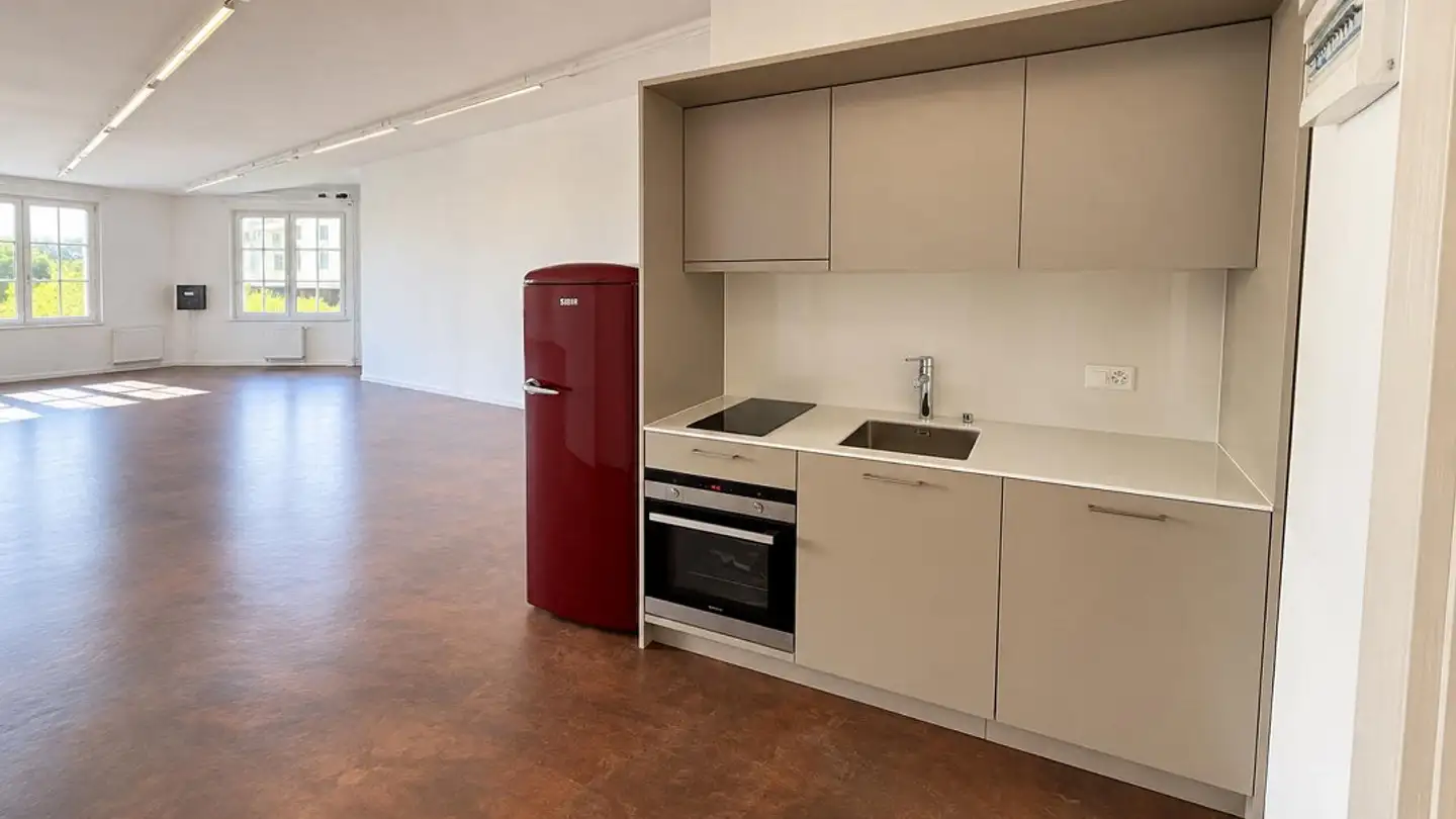 Commercial à louer - Zürcherstrasse 47, 8620 Wetzikon ZH - Photo 2