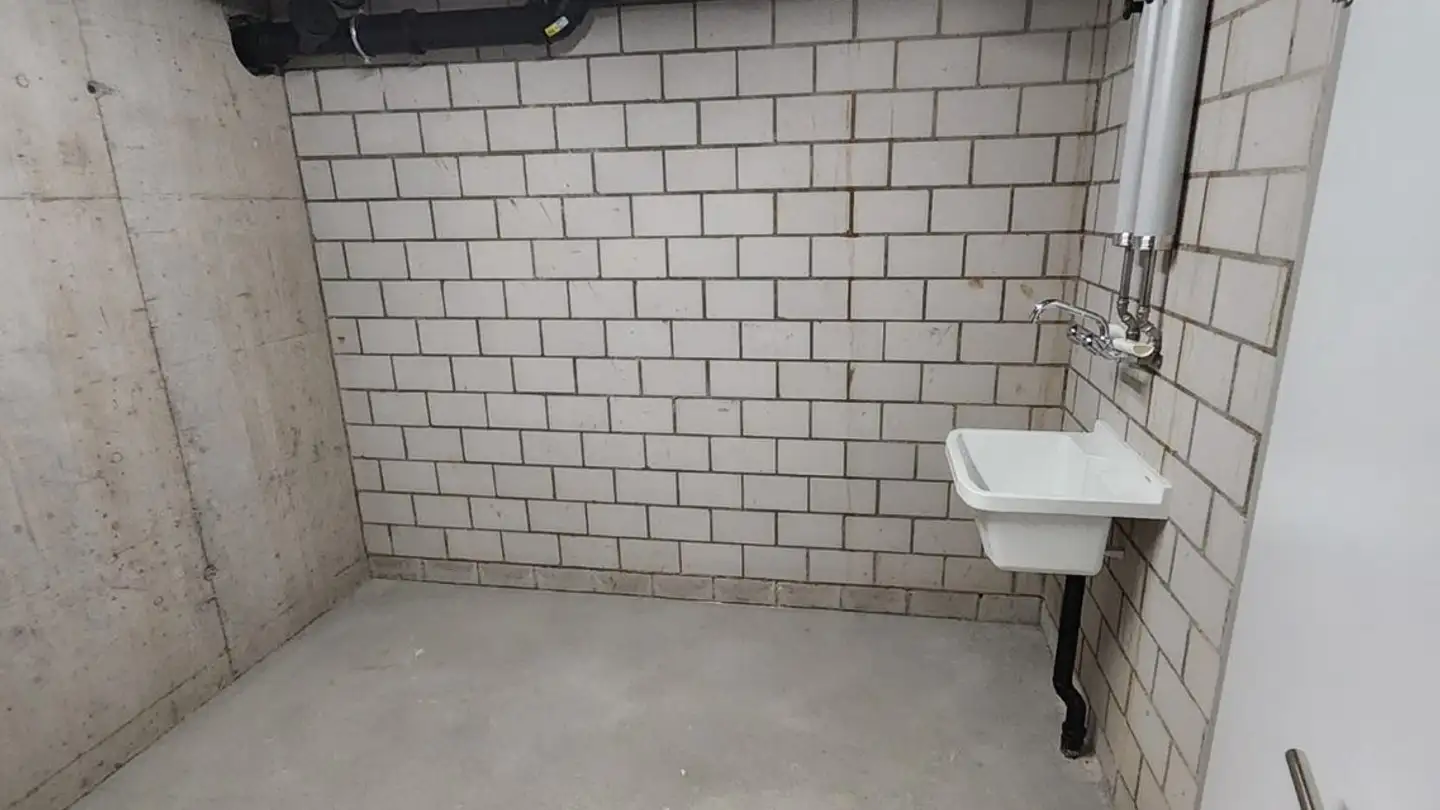 Hobbyraum mieten - Gupfenstrasse 24, 8166 Niederweningen