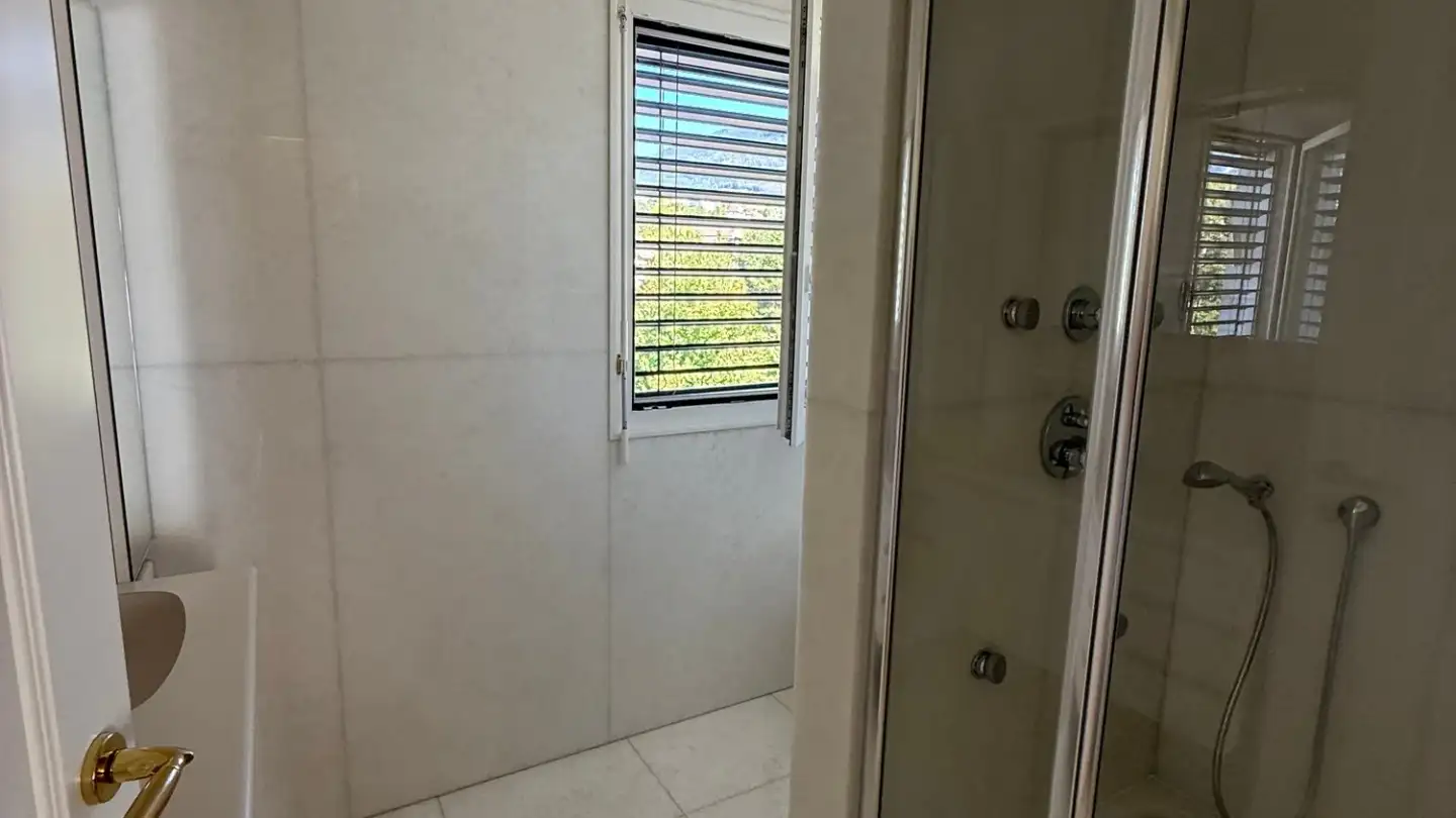 Duplex for rent - Route De Saint-Légier 11, 1800 Vevey - Photo 4