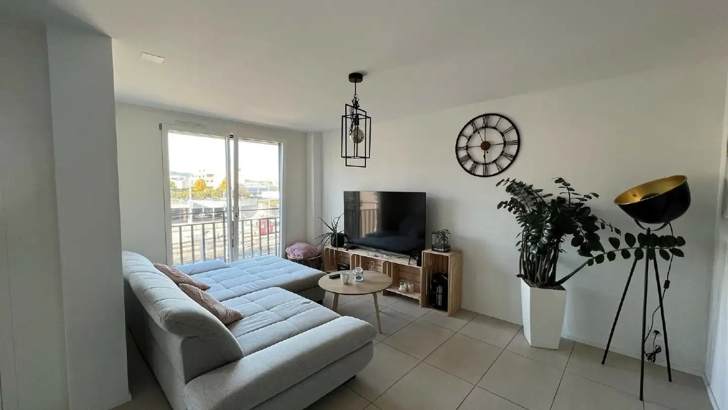 Appartement à louer - Avenue De La Gare 24, 1630 Bulle - Photo 2