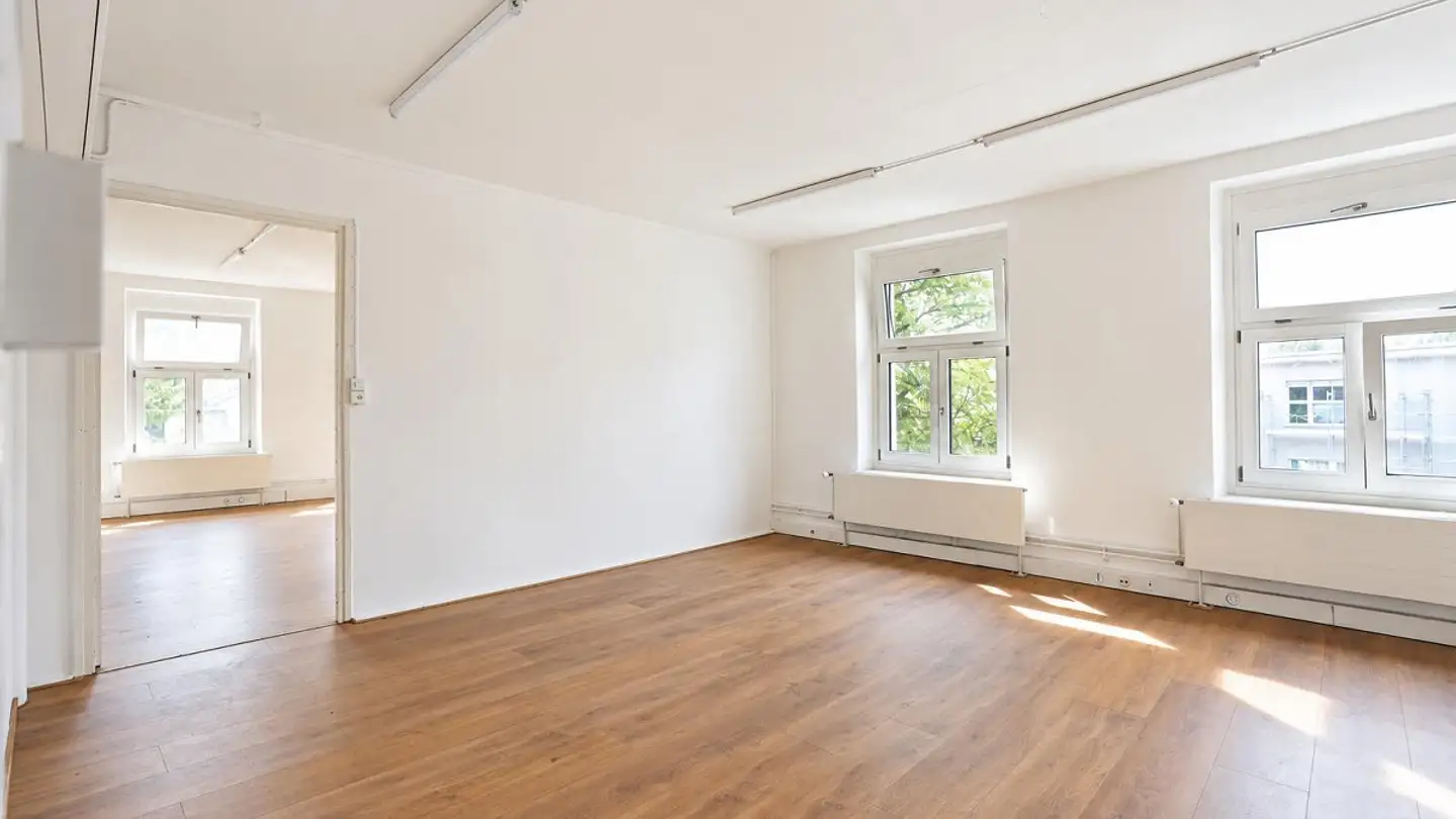 Bureau à louer - Zürcherstrasse 47, 8620 Wetzikon ZH - Photo 2