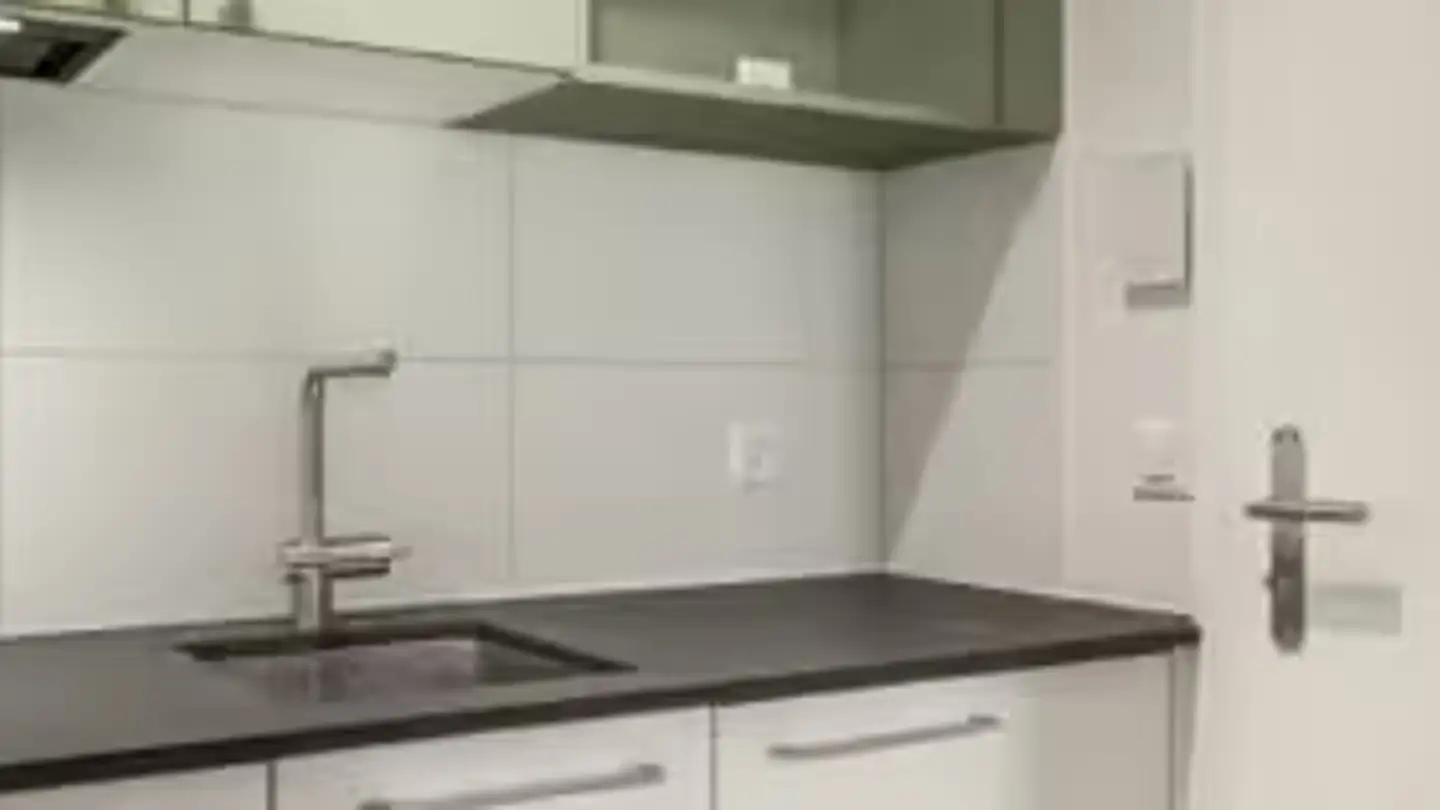Studio à louer - Rue Des Moulins 9, 2000 Neuchâtel - Photo 2