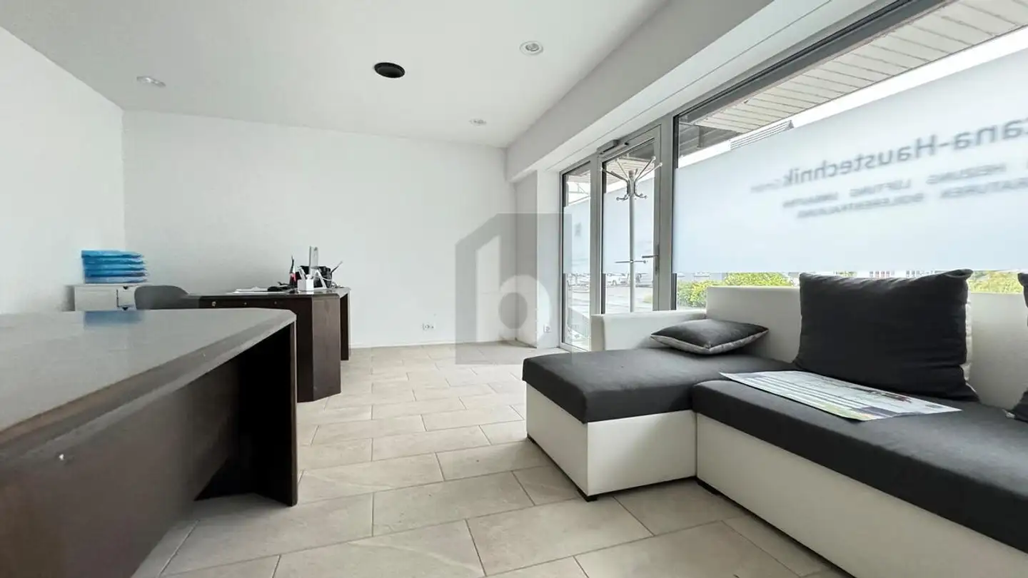 Spazio ufficio in affitto - 4222 Zwingen - Photo 2