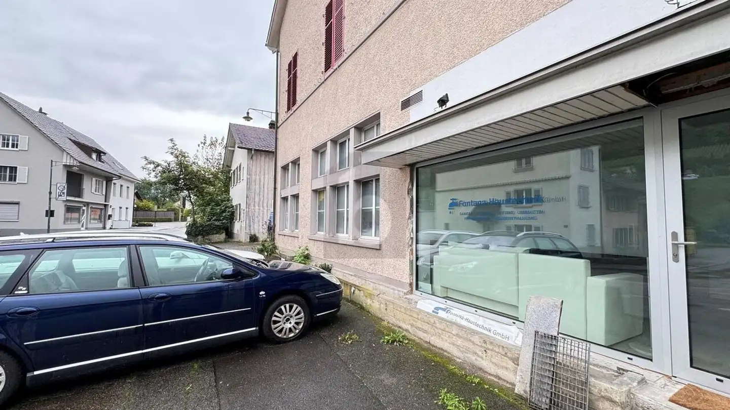 Office space for rent - 4222 Zwingen