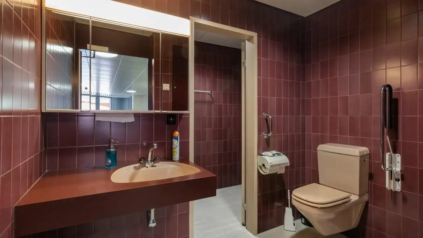 Bürofläche mieten - Grand-Rue 124, 2720 Tramelan - Foto 3