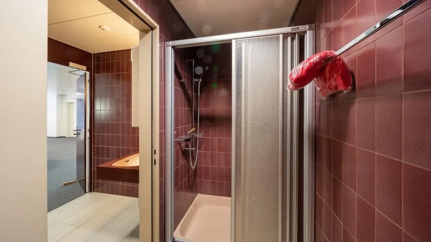 Bürofläche mieten - Grand-Rue 124, 2720 Tramelan - Foto 4