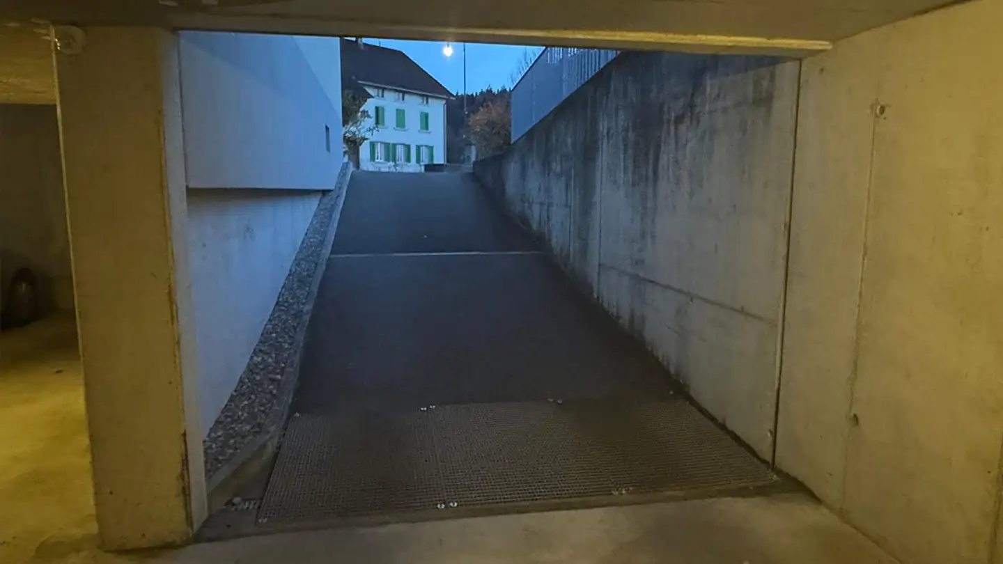 Underground parking space for rent - Im Geren 1, 8352 Elsau - Photo 4