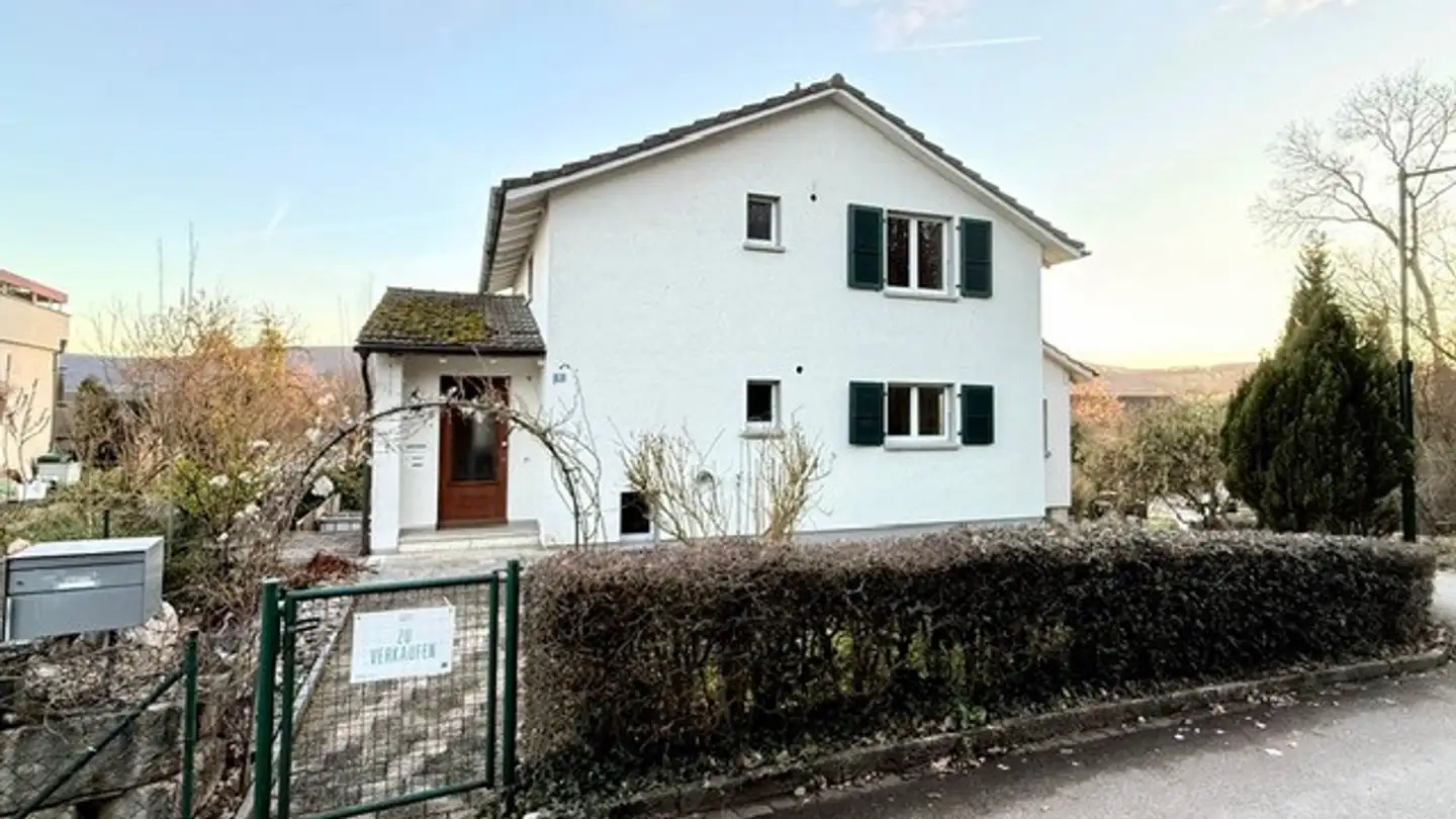 Single house for sale - Waldeckweg 1, 4105 Biel-Benken BL