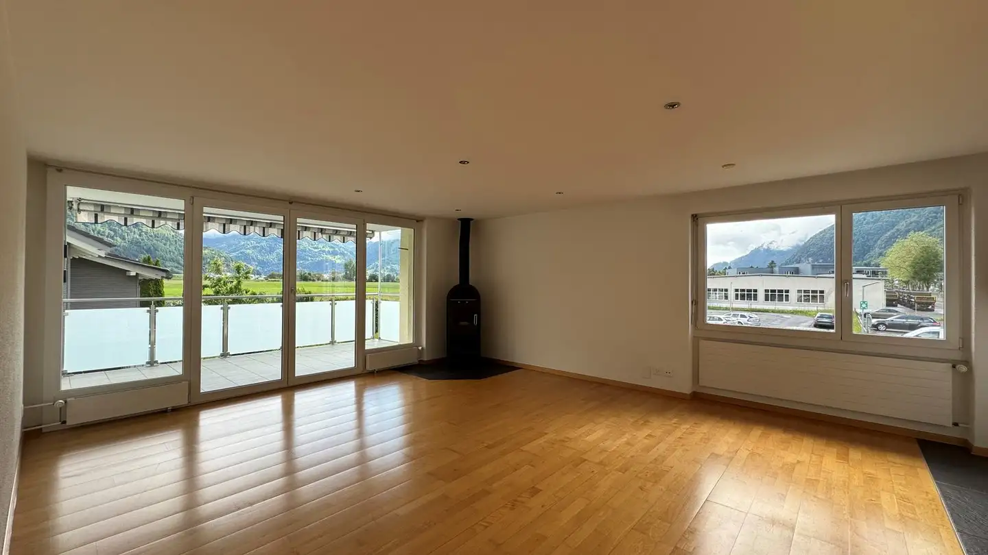 Appartamento in affitto - Interlakenstrasse 25, 3806 Bönigen b. Interlaken - Photo 2